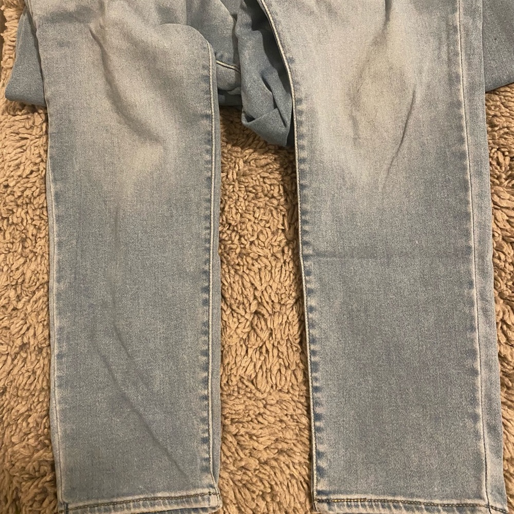 Levi Jeans - Picture 2 of 7